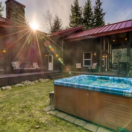 Money Creek Lodge - 5 Bed 2 Bath Vacation Home In Skykomish